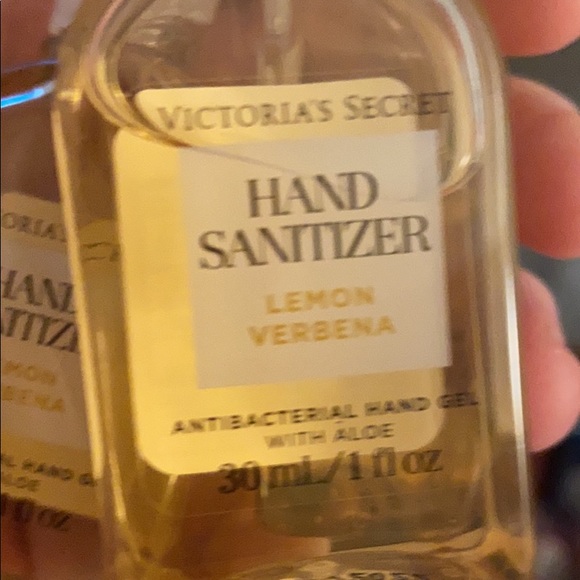 Victoria secret hand sanitizers - Picture 5 of 16